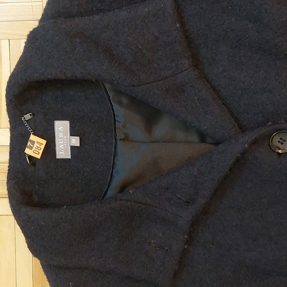 Laura plus coat size 18 - Picture 10 of 10